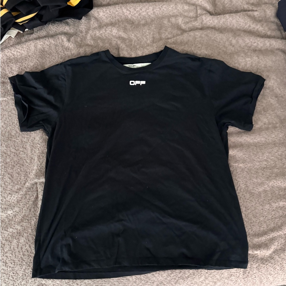 Off white t shirt men’s large